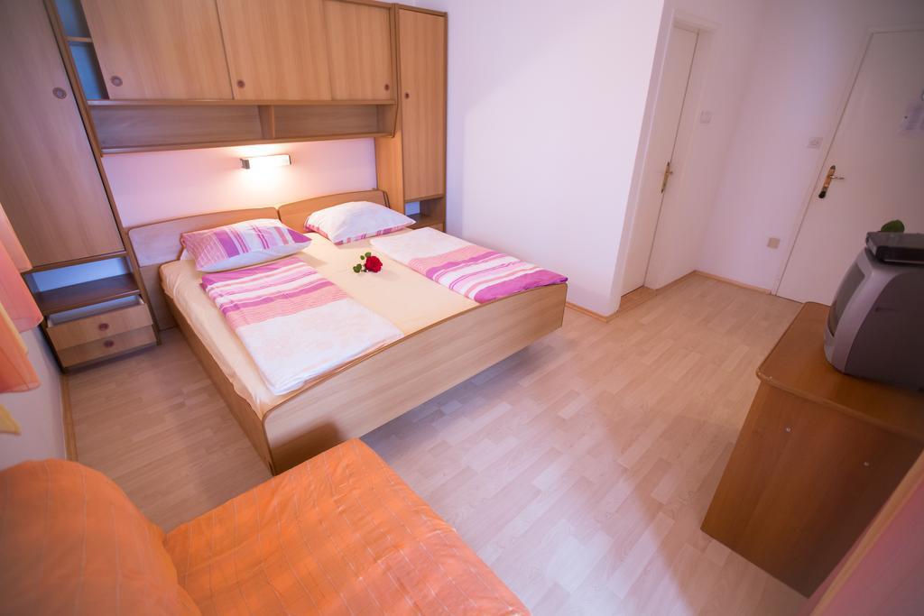 Apartments Dunja Piric Lopar Room photo